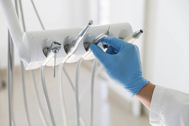 Professional Emergency Dentist technician working in San Marcos, CA
